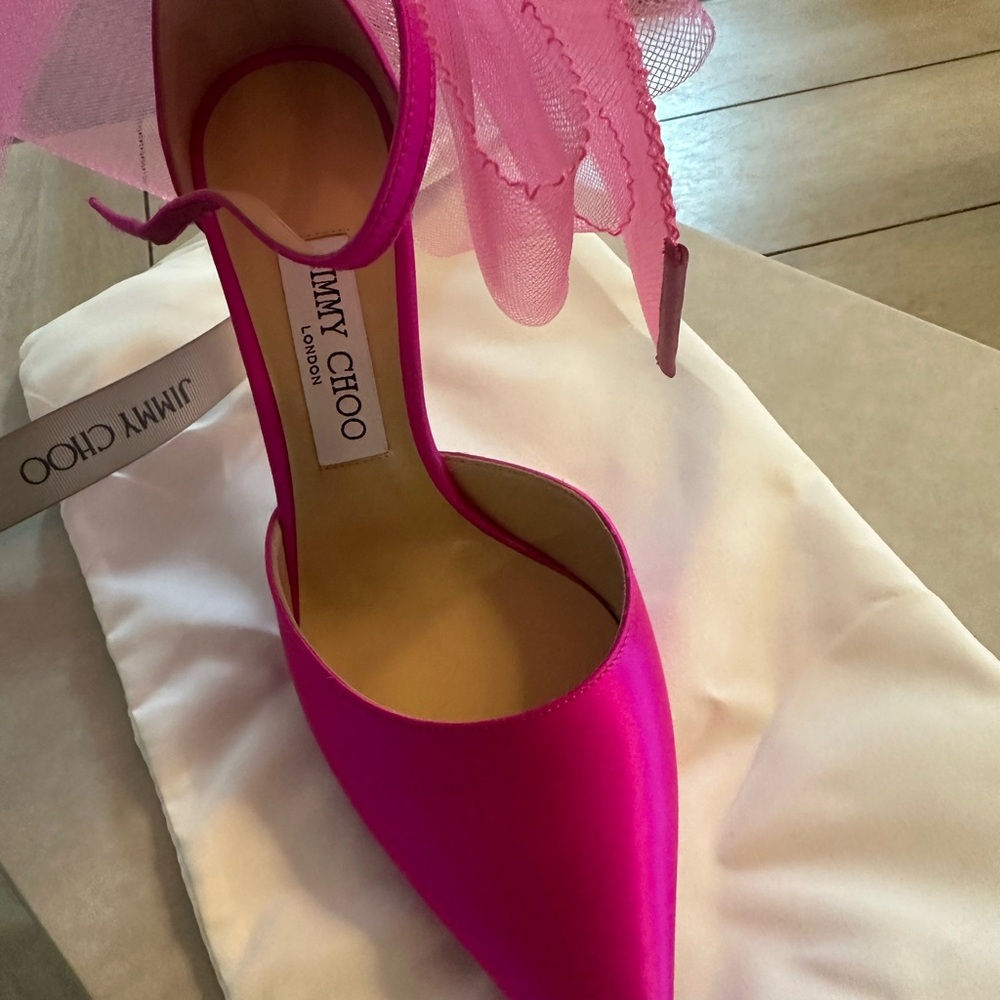 Jimmy Choo Pink Bow Heels - Picture 2 of 8